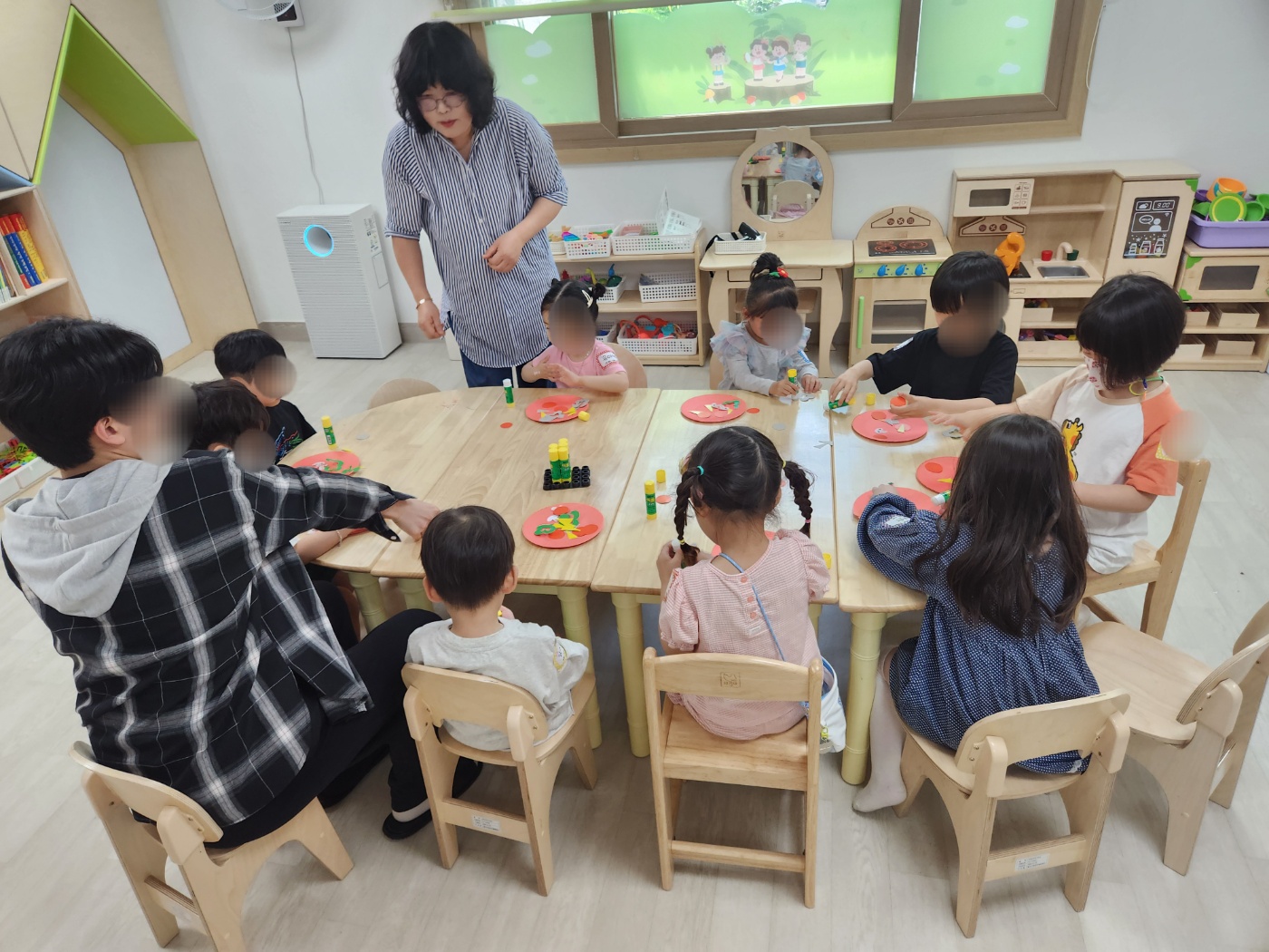 05월 17일 토요일 이벤트프로그램 - 미술퍼포먼스