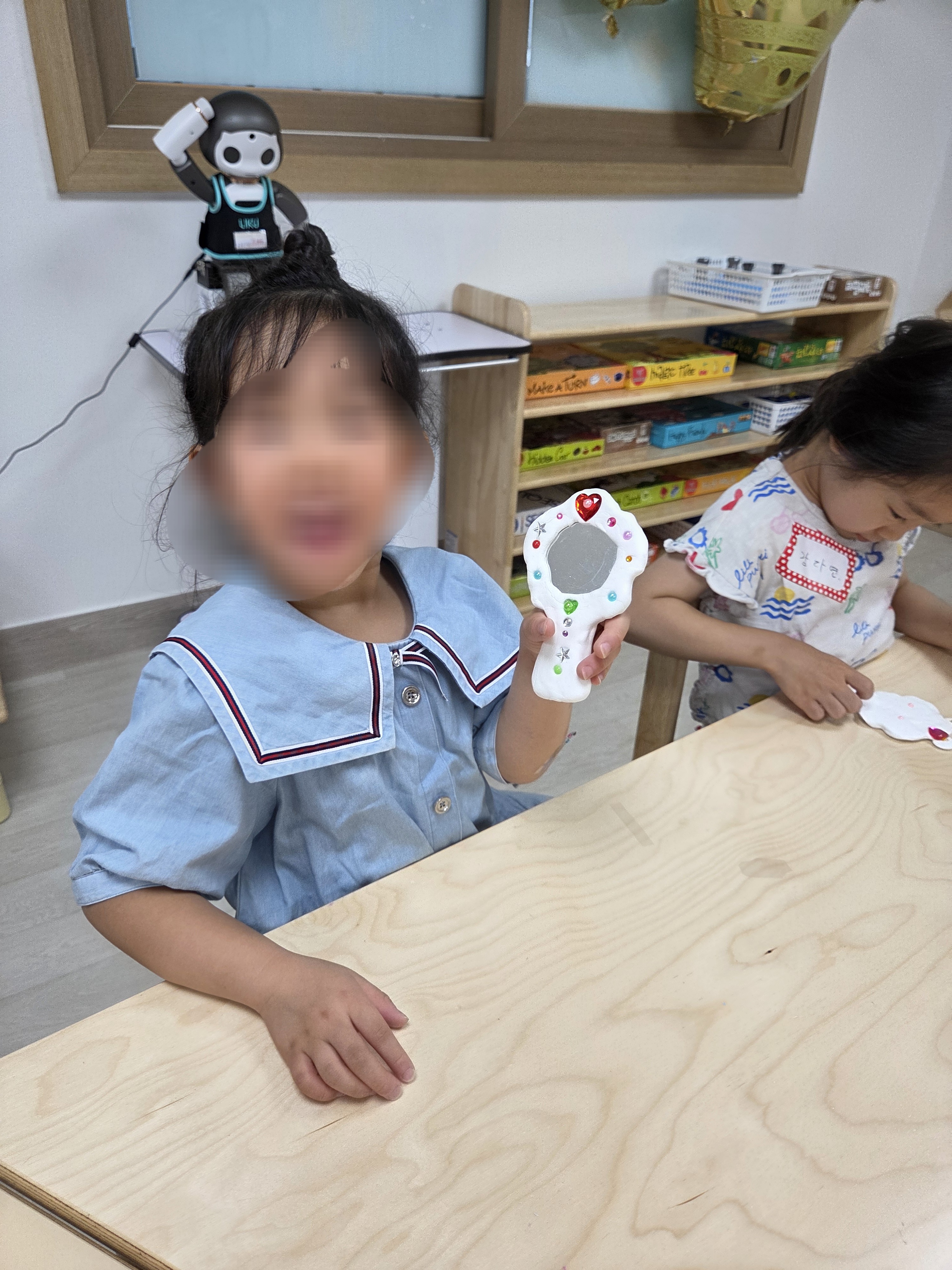 6월21일 토요일  이벤트프로그램 -미술포퍼먼스 (손거울 꾸미기)